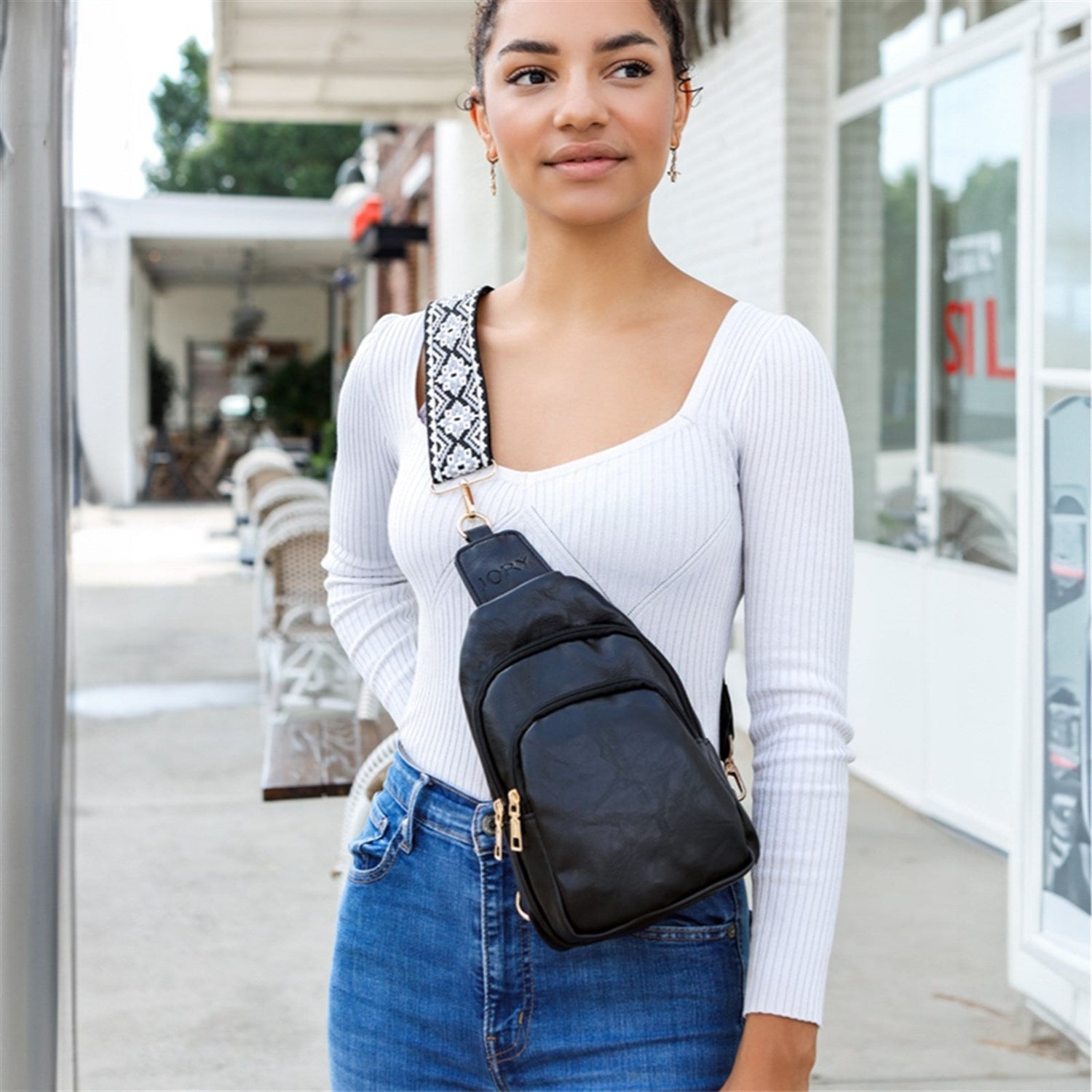 Fashion & Accessories